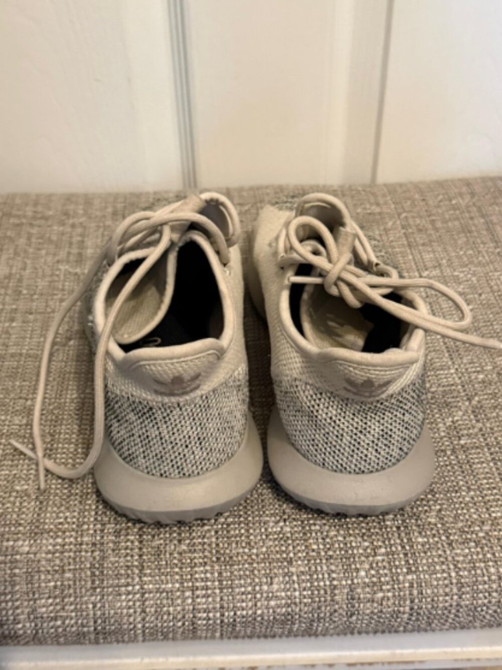 Adidas Tubular Shadow Running Shoes Sneakers Gray Beige Kid's Size 5.5 - Picture 4 of 7